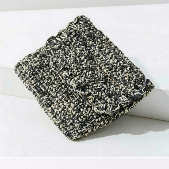 Urban Outfitters Raffia Clutch - Picture 2 of 7